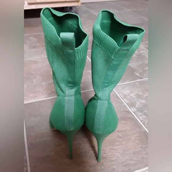 CUTE HIGH HEEL EGO SOCK BOOTIES SIZE: US 9 UK 7 EU 40 COLOR: GREEN - Picture 5 of 7